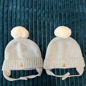 GAP Gray Knit Kids Hat with Cream Pom Pom